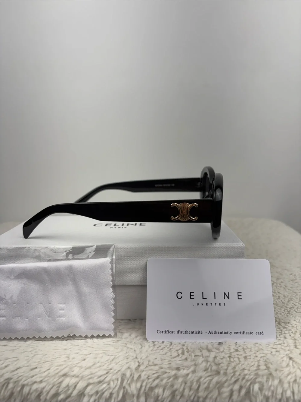Celine Triomphe CL40194U Black Sunglasses Grey Lenses Excellent Condition